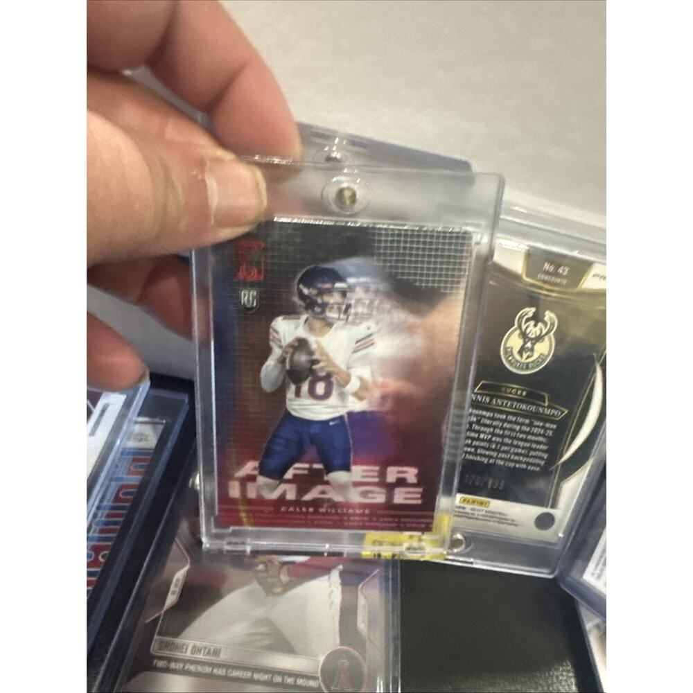 700+ Sports Card Lot LeBron Ohtani NFL NBA MLB Rookies Inserts Some Toploaded - Picture 11 of 16